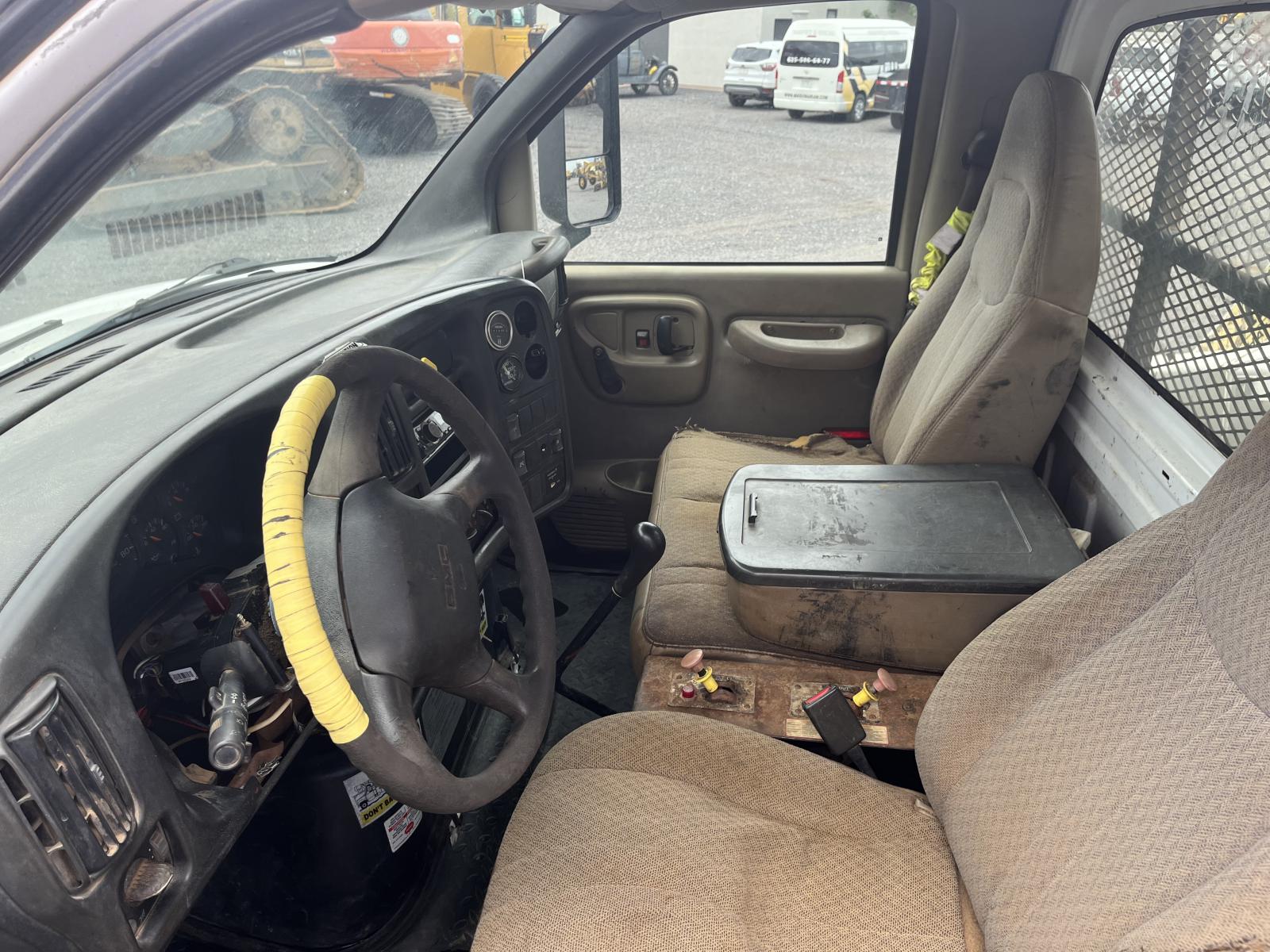 ./imagenes/INVOICE/2019/18163/CAMION CON GRUA IMT 1176K3 (17).JPG